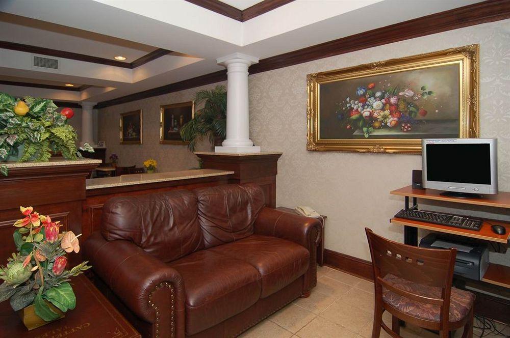Quality Suites Nyc Gateway North Bergen Eksteriør billede