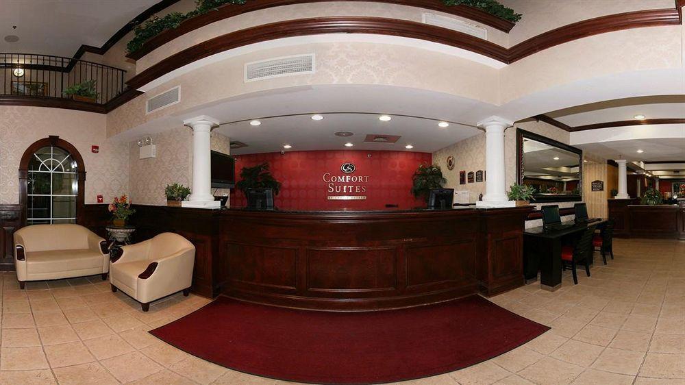 Quality Suites Nyc Gateway North Bergen Eksteriør billede
