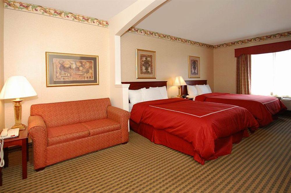 Quality Suites Nyc Gateway North Bergen Eksteriør billede